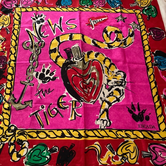 ESCADA VTG “News from the Tiger” Silk Scarf - Picture 7 of 10